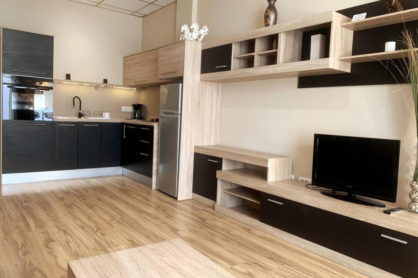 Prestige Apartments ซาดาร์ ภายนอก รูปภาพ